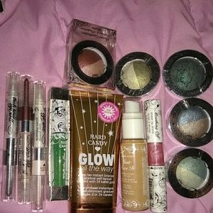 Hard Candy makeup bundle